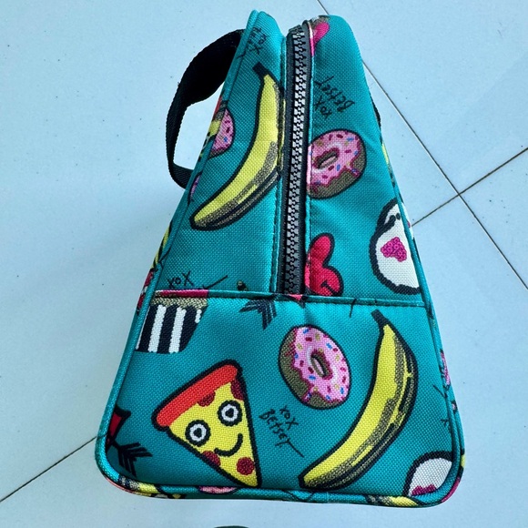 BETSEY JOHNSON insulated lunch bag tote - Picture 4 of 7